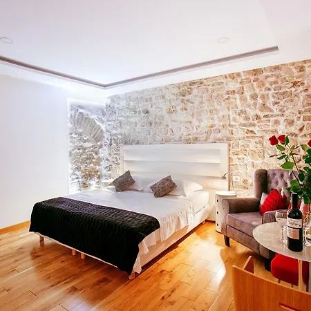 Apartment Get Luxury Split